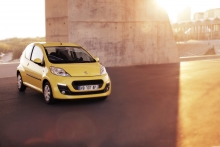 PEUGEOT 107 3-კარიანი 2012 01